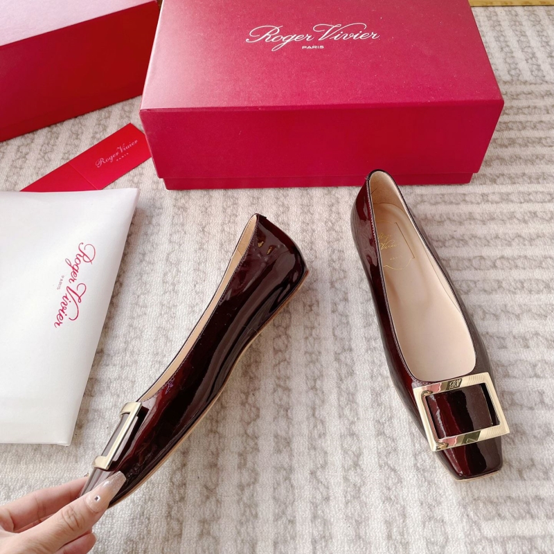 Roger Vivier flat shoes